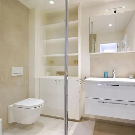 The Coastal Duplex And Free Parking شقة كنوك هايست