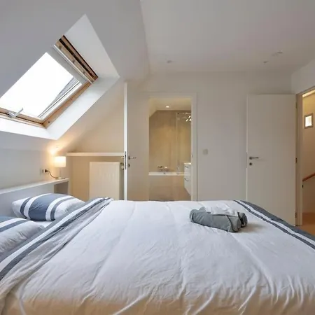 The Coastal Duplex And Free Parking Knokke-Heist