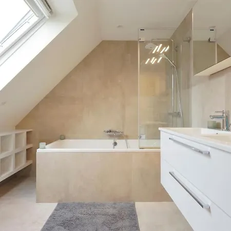 The Coastal Duplex And Free Parking * Knokke-Heist